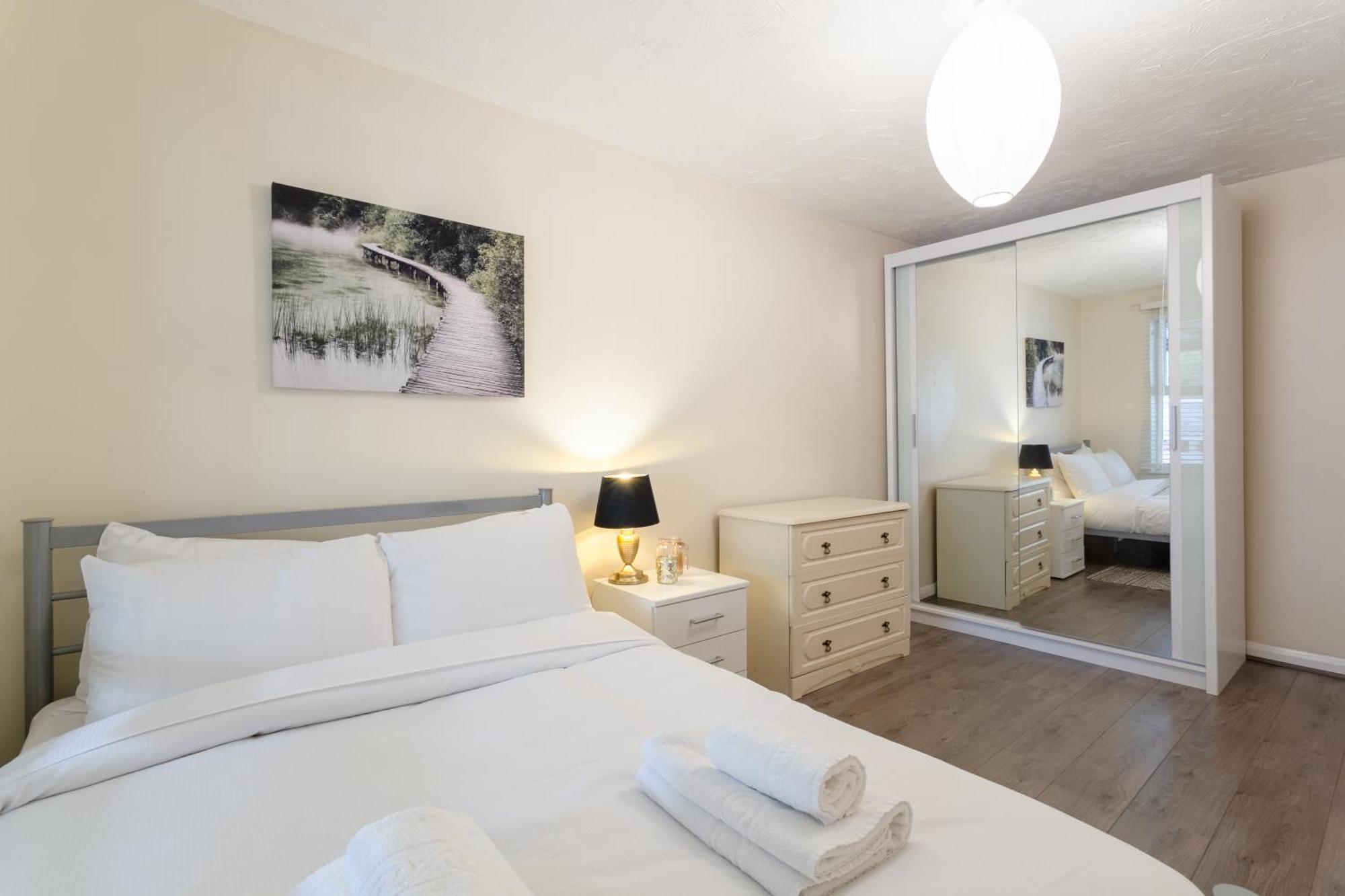 Stylish And Homely 4 Bedroom Home In East Londra Exterior foto